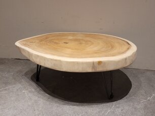 Salontafel 75/85x32cm op 3 pinpoten