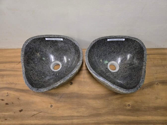 2 waskommen uit 1 steen - 31x30x15cm - FL23372