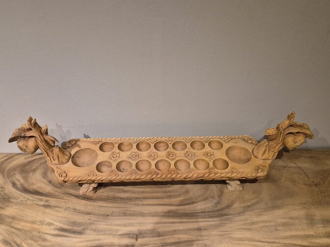 Congklak het traditionele bordspel uit Indonesië