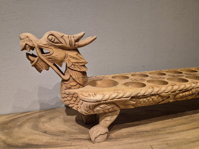 Congklak het traditionele bordspel uit Indonesië