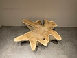 Wortelhout salontafel 110/130x43cm IJ08-2554