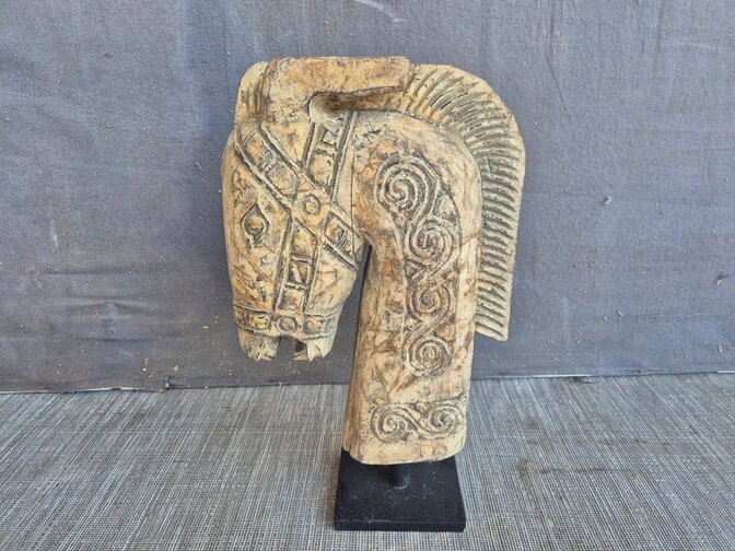 Paardenhoofd hout  op standaard - 50cm