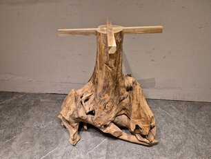 Teak wortelhouten tafelpoot  +/- 60 x 67cm