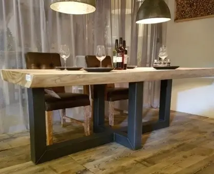 Welke tafelpoot past bij uw boomstamtafel?