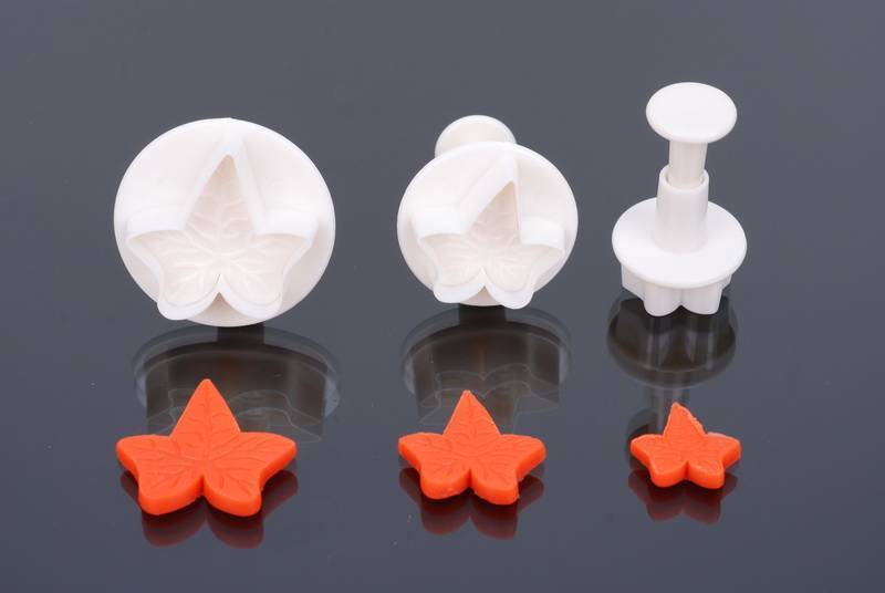 Uitsteekvormen, klimop blad, set 3 stuks, 4,5 cm, 5 cm, 6 cm
