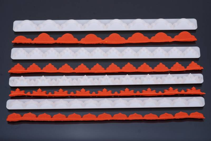 Uitsteker, Straight frill, set 4, 25 cm