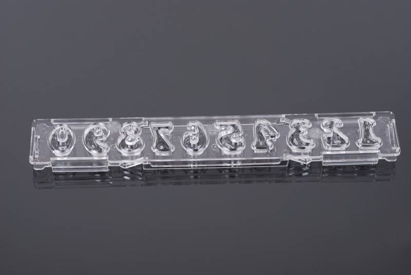 Uitsteekvormen, Cijfers, 24 cm