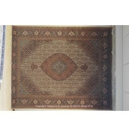 Art. T - 884 -Indo-Tabriz