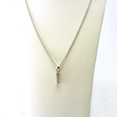 18 karaat wit gouden collier met hanger van briljanten 18 karaat wit gouden collier met hanger van briljanten