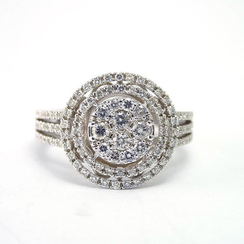 18 krt. white gold ring with diamonds 18 krt. white gold ring with diamonds