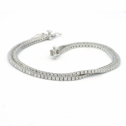 18 krt. witgouden dubbelrij armband met briljant geslepen diamanten 18 krt. witgouden dubbelrij armband met briljant geslepen diamanten