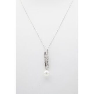 14k  witgouden collier en hangermet parel en briljant