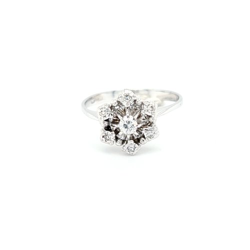 Occasion 14 krt. white gold ring with brilliant cut diamonds Occasion 14 krt. white gold ring with brilliant cut diamonds