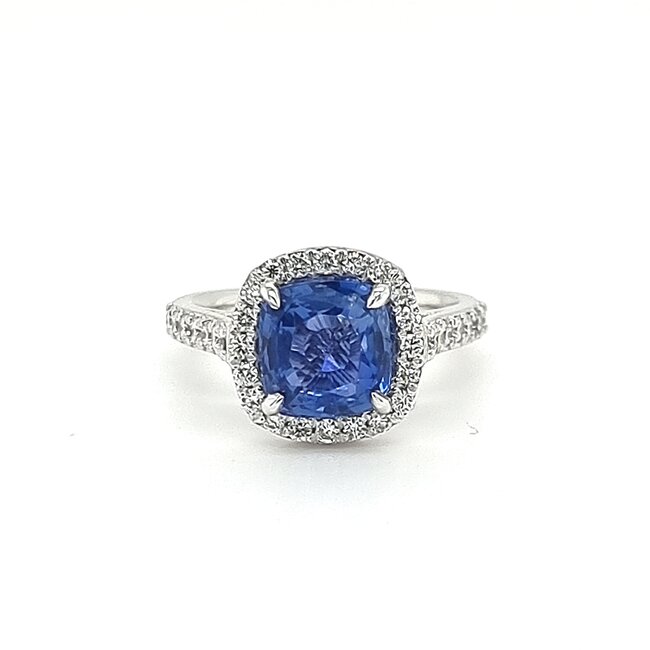 ROS  Jewel Design 18 karaat witgouden ring gezet met Saffier en Briljanten
