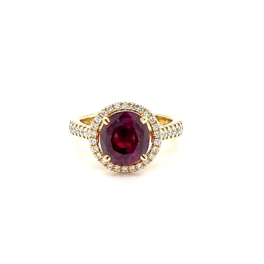 18 krt. yellow gold ring with diamonds and rubellite
