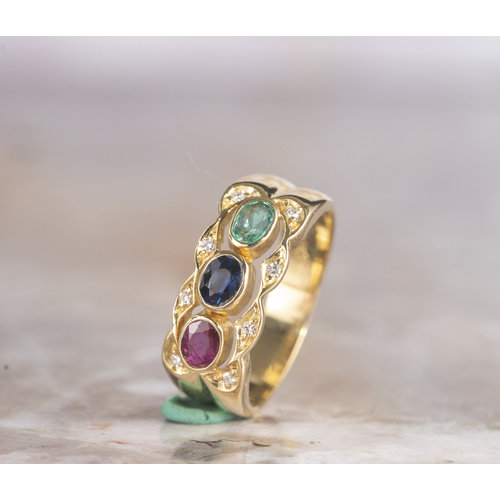 Occasion 18 krt yellow gold ring with sapphire, ruby, emerald & diamonds Occasion 18 krt yellow gold ring with sapphire, ruby, emerald & diamonds