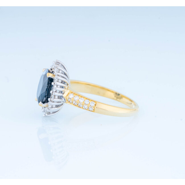 ROS  Jewel Design 18karaat ring gezet met saffier en briljanten