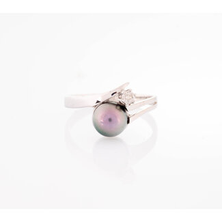 Occ  14k witgd ring Parel/0.03ctBrilj 3.2gr