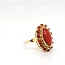14k ring gezet met Bloedkoraal