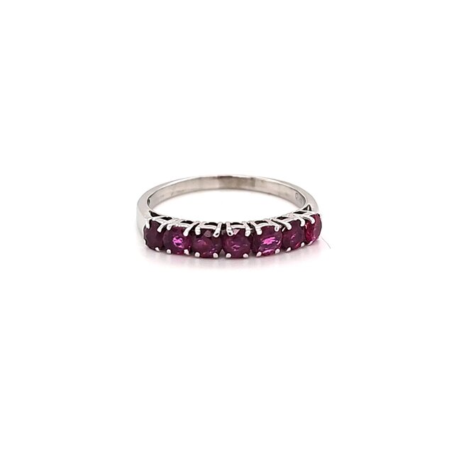 Occ 14k witgd ring met 7x Robijn 3gr mt 19,5