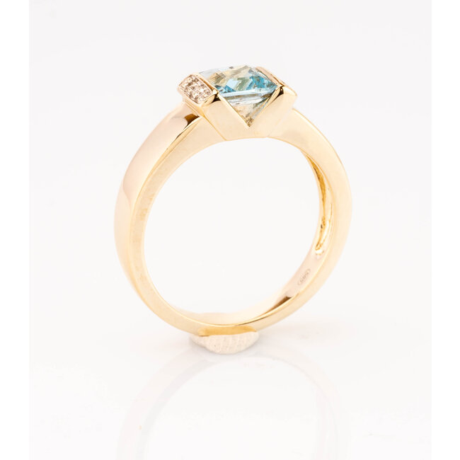 14k gouden ring met Aquamarijn en Briljantjes