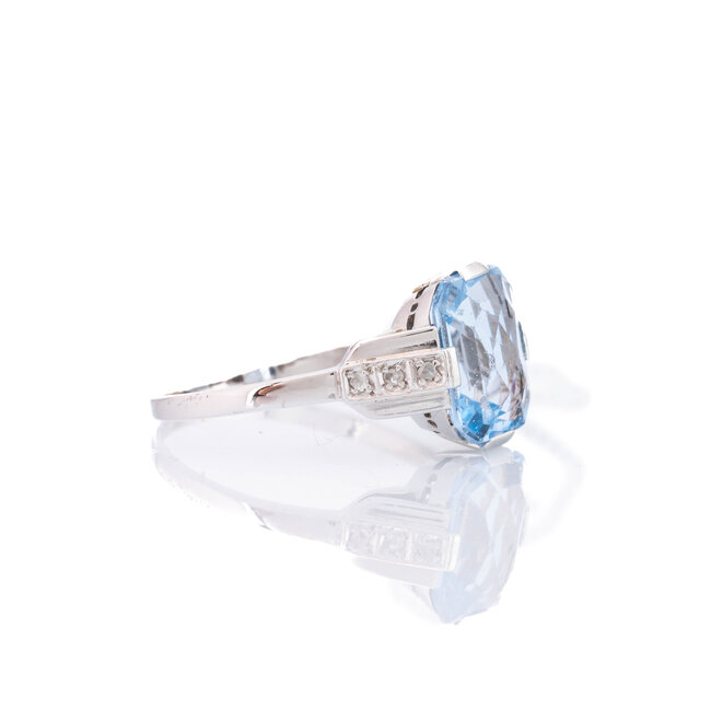 Occ 18k witgd ring Aqua/6xdiam 3.1gr mt17.75