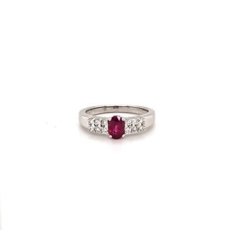 Occ 18k witgd ring Robijn/brilj 0.36ct 3,77g