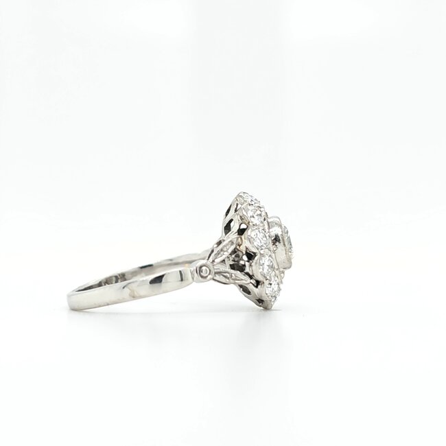 Occ 14k witgd ring met OMCdia/Brilj mt16.25 3.1gr