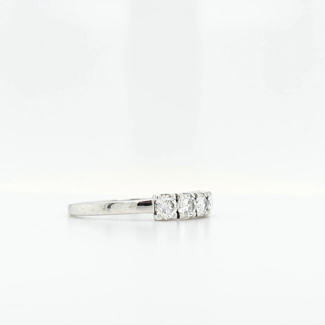 14k witgouden ring met briljanten