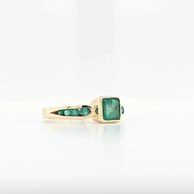 18k gouden ring met Smaragd