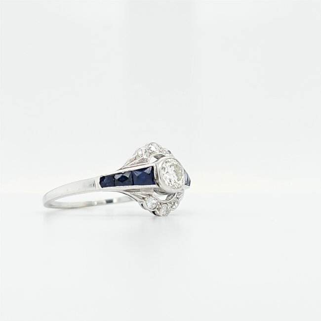 Occ 14k witgd ring saff/brilj 0.18ct mt 18.5