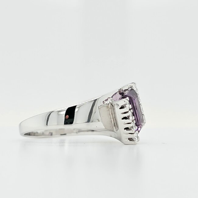 Occ  18k witgd ring Amethist/0.24ctBrilj 7.8gr mt 17.5