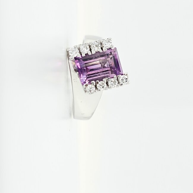 Occ  18k witgd ring Amethist/0.24ctBrilj 7.8gr mt 17.5