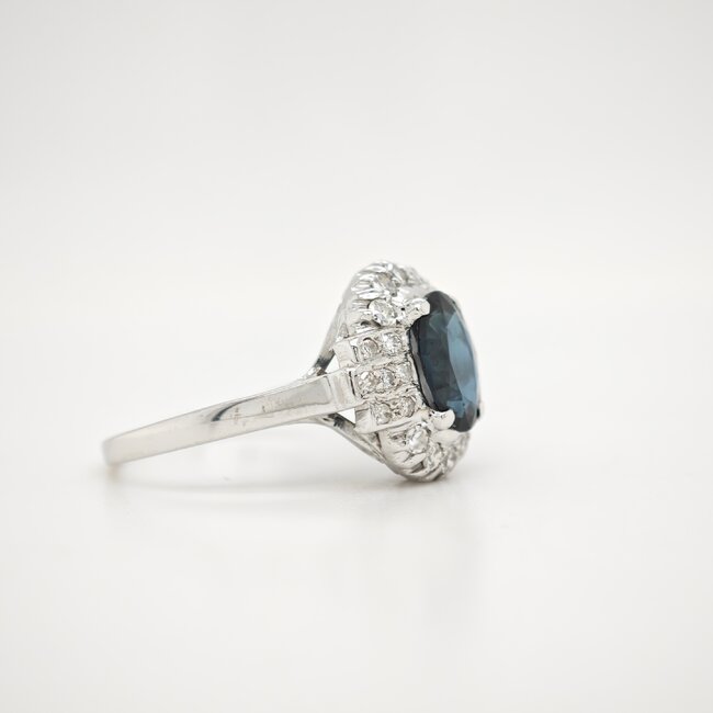 Occ 14k witgd ring Saff/0.28ct brilj 3.68g mt17
