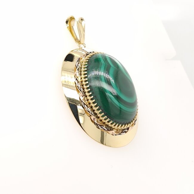 14k gouden hanger met een Malachiet