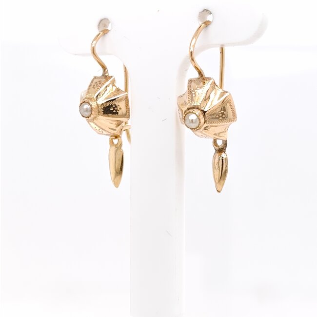 14k gouden  oorhangers met cultivé Parel