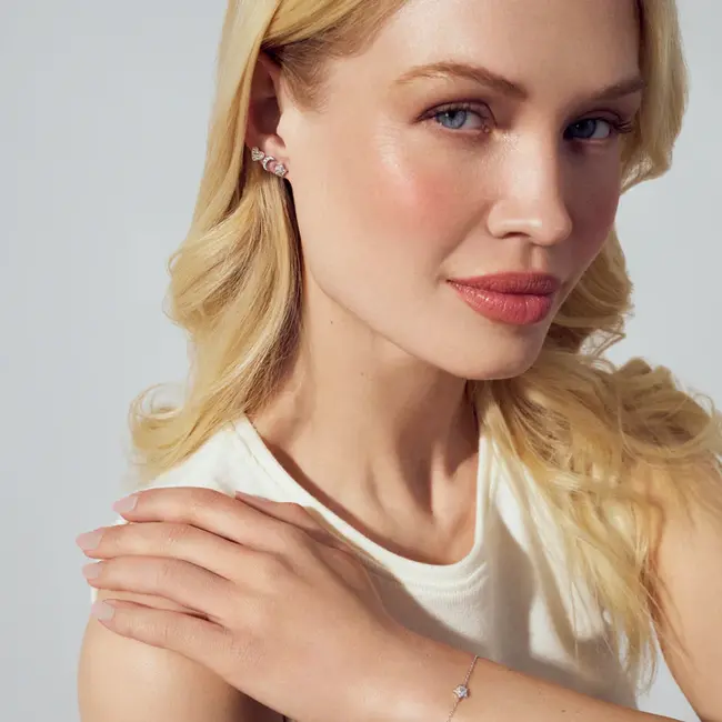 SIF JAKOBS Essenza-lijn. SJ-E2706-CZ. Astri oorstekers