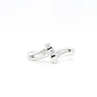 Occ 14k witgoudend ring met3 briljanten