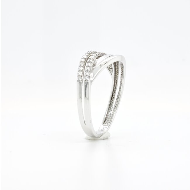 Occ 14k witgd ring met Zirkonia 1.8gr mt17