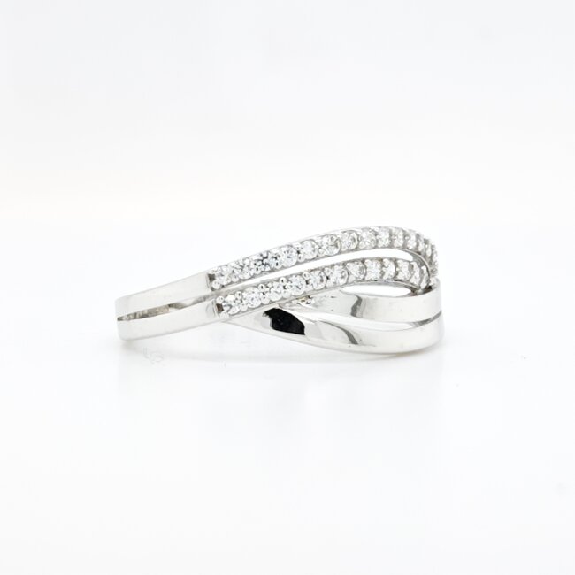 Occ 14k witgd ring met Zirkonia 1.8gr mt17