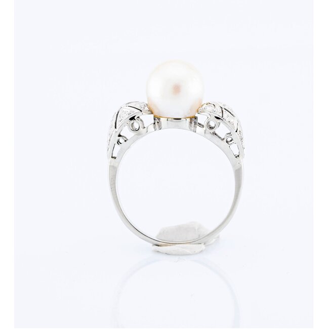 Occ 18k witgd ring Nat. Parel 0.54ct oudslijpsel mt 18.5