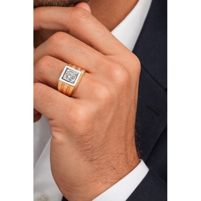 Occ. 18K. Ring. Brilj.0,20k. 8,1Gr. Mt20,5