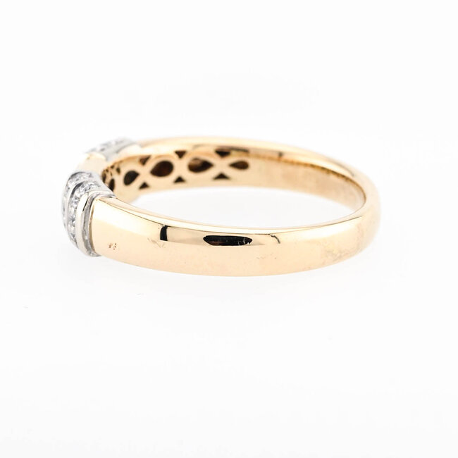 Occ 14K Ring met Brilljant. 4Gr. Mt 18,5