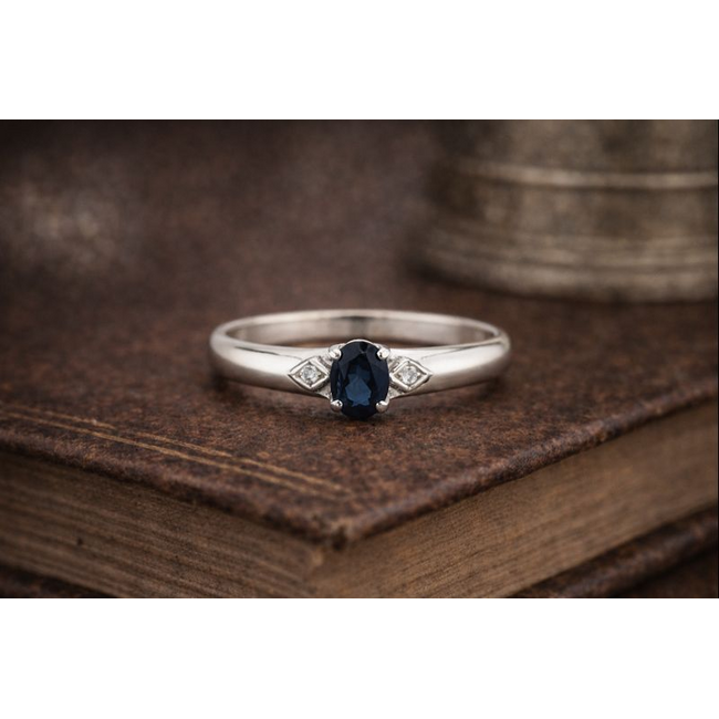 Occ 14K WG Ring Brillj.Saffier. 2,1Gr.Mt18