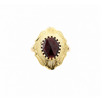 Vintage 14K. Ring met Granaat. 3,5Gr. Mt17,5