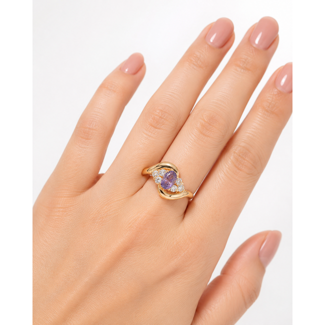 Vintage 18Krt. GG Ring met Amethist/Zirkonia