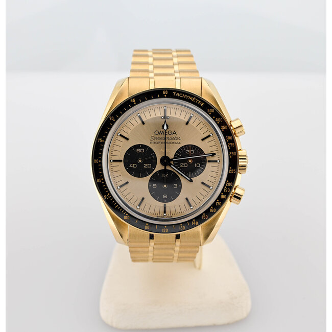 Omega  Speedmaster Professional Moonwatch 310.60.42.50.99.002