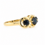 Vintage 18K.  Ring met 3 Saffieren. Mt 18,5 2,7Gr
