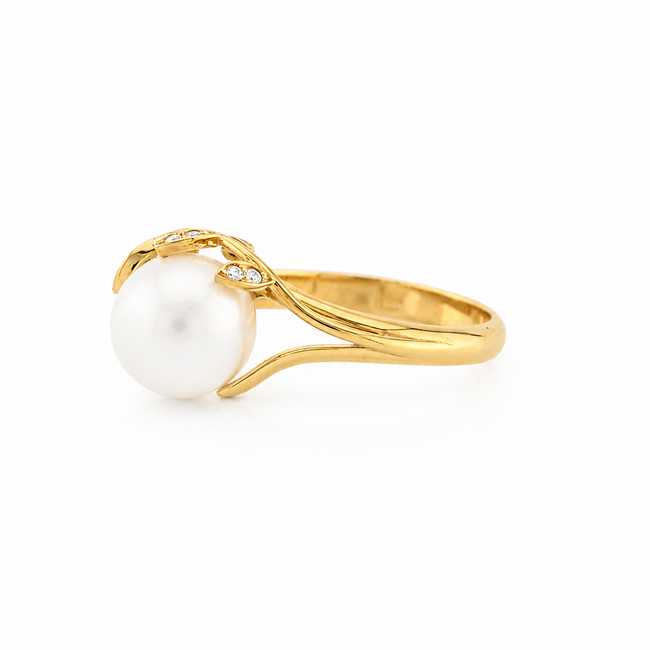 Ros Design GG Ring Met 18 Brillj/Naturel Parel. 4,4gr. Mt18,5