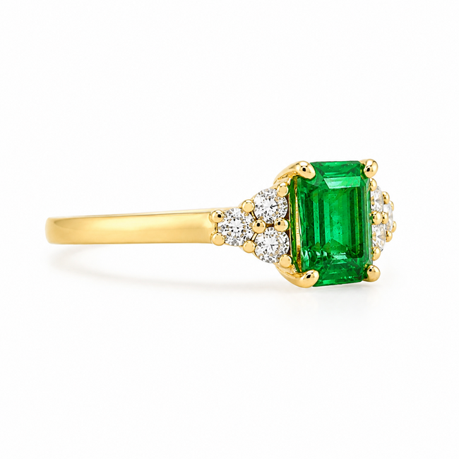 14karaat GG ring smaragd emerald cut 2,4 GR 19